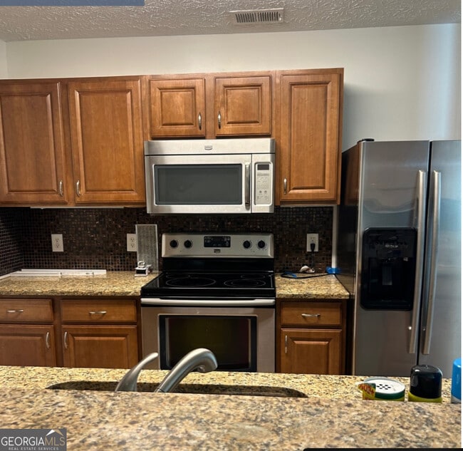 Building Photo - 10101 Waldrop Pl