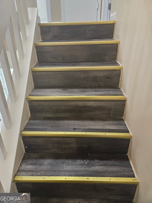 Building Photo - 3195 Highpoint Ct