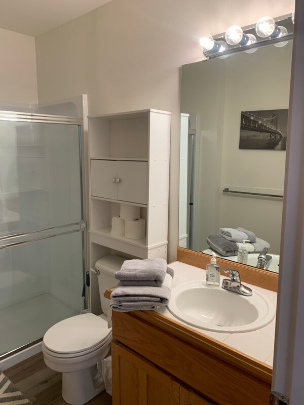 Building Photo - 123 S Star Lake Rd