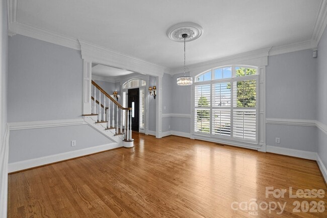 Building Photo - 9205 Woodriver Ln