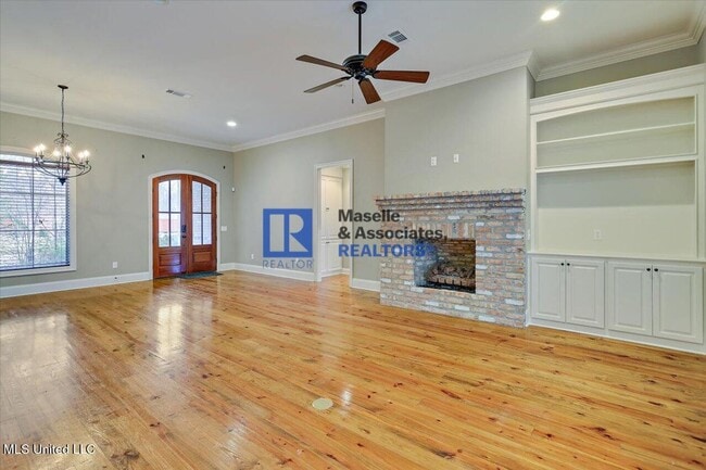 Building Photo - 4 Bed/3 Bath Home in Clinton in Copper Creek