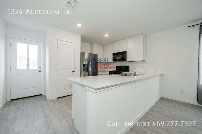 Building Photo - 1324 Wedge Leaf Ln