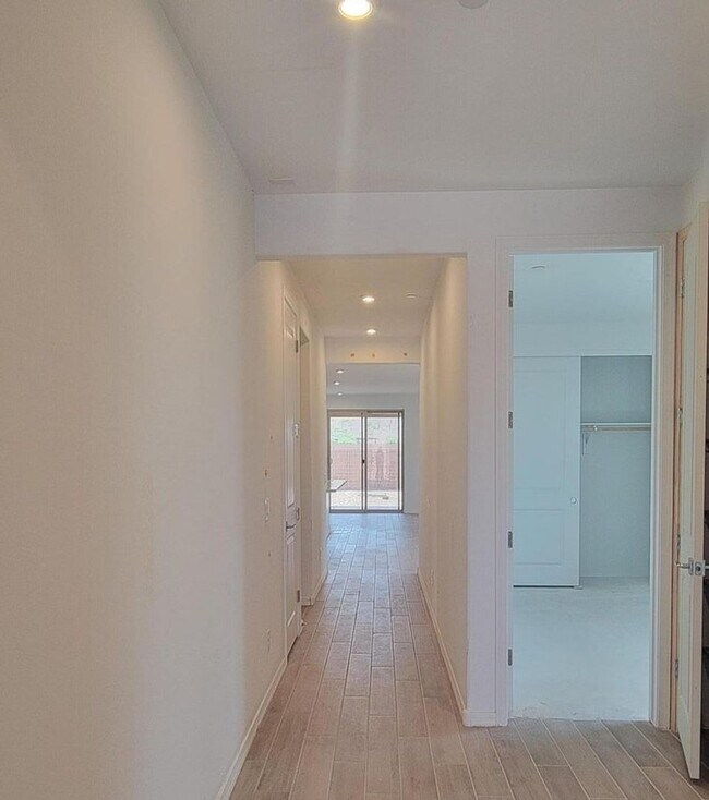 Building Photo - Brand new home in Vistancia/ $500 off move in by 11-1-2025 ***