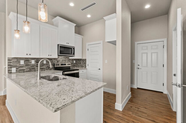 Building Photo - 119 Ave Ventana