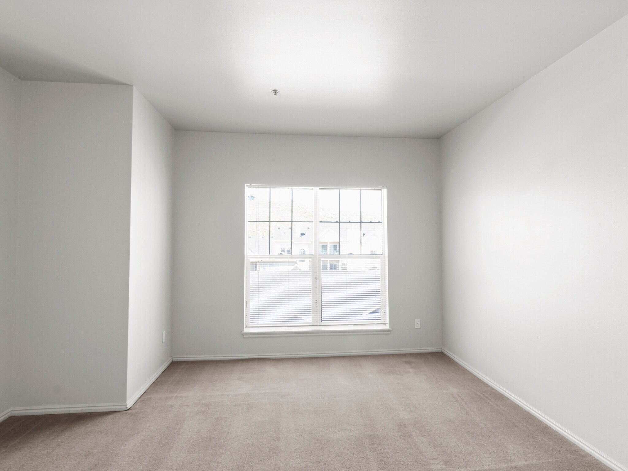 Building Photo - 900 Bitner Rd