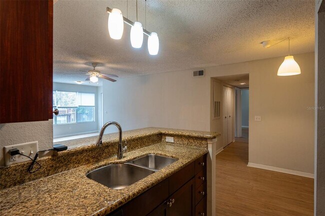 Building Photo - 5156 Conroy Rd