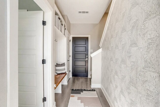 Building Photo - 2818 Addison Park Ln