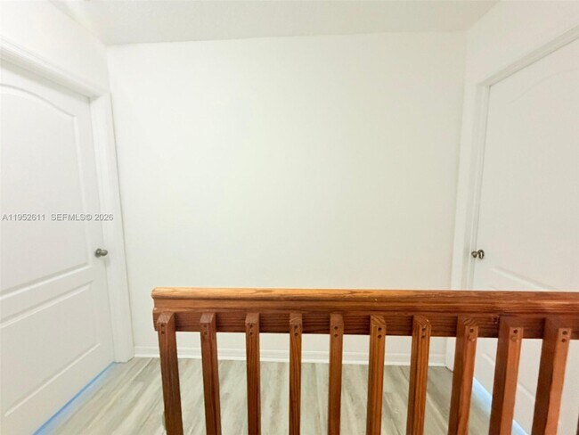 Building Photo - 21300 NE 8th Ct