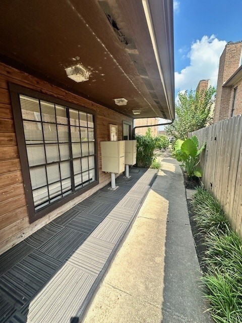 Building Photo - 10912 Gulf Fwy