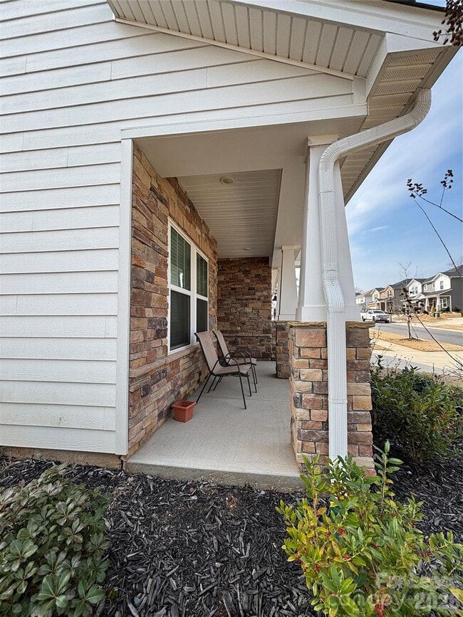 Building Photo - 1019 Clementine Rd