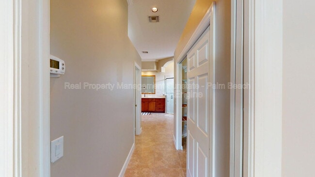 Building Photo - 71 Cayman Pl