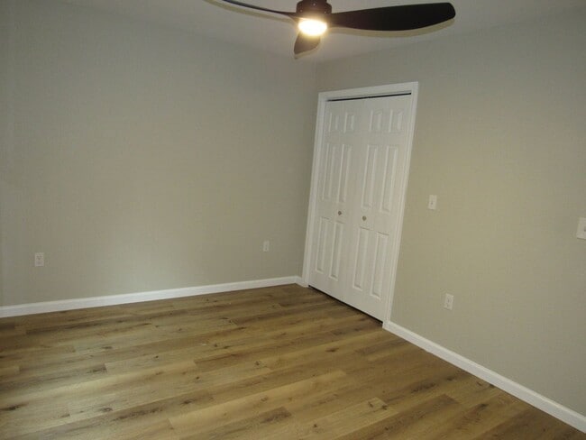 Building Photo - 1531 Cherokee Rd