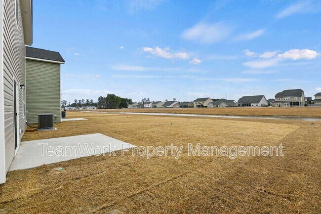 Building Photo - 658 Culpepper St