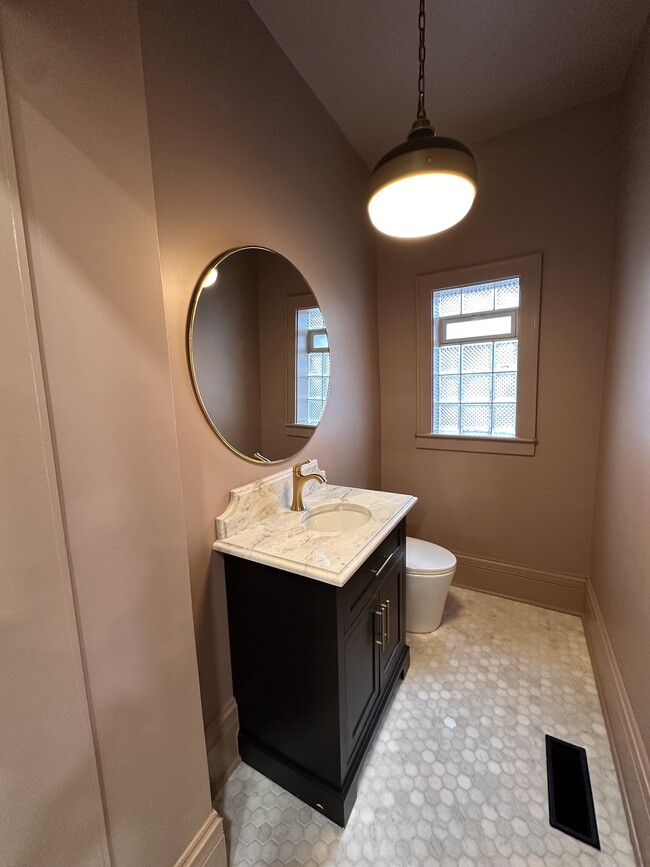 Building Photo - 67 E Mithoff St