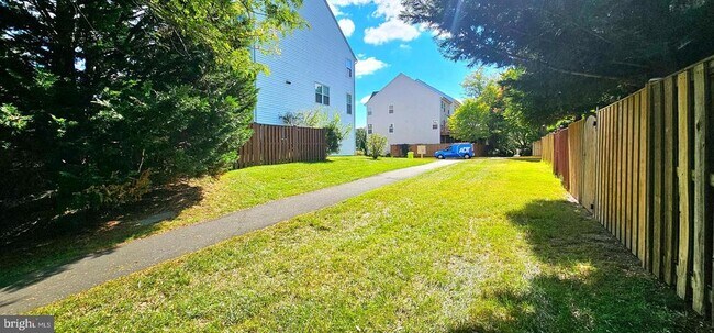 Building Photo - 6623 Patent Parish Ln