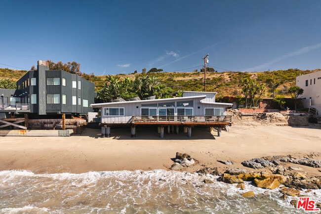 Building Photo - 24246 Malibu Rd