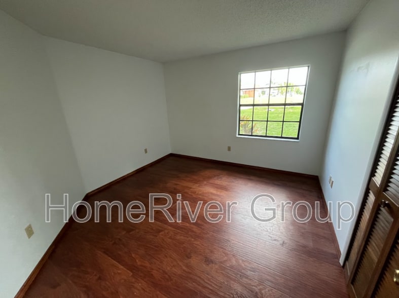 Building Photo - 3155 Boxelder St