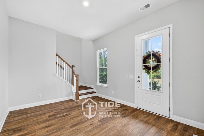 Building Photo - Private Retreat with Modern Upgrades