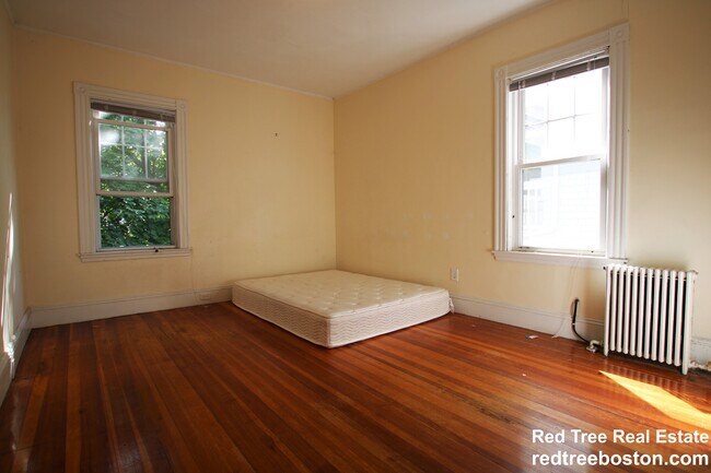 Building Photo - 98 Westbourne Terrace