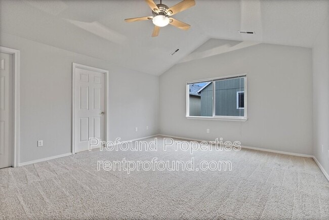 Building Photo - 17634 SW September Ln