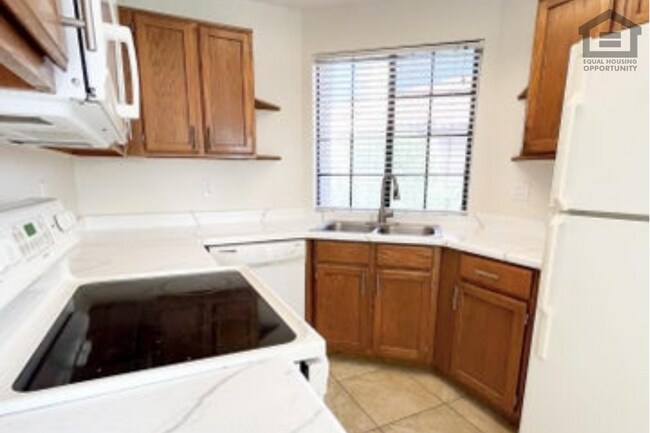 Building Photo - 2Bed/2Bath Apartment at Mesa Dr/Brown Rd! Ready for Immediate Move-In!