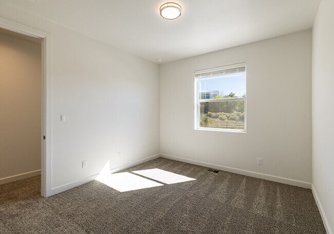 Building Photo - Cerro Del Norte NEW CONSTRUCTION IN SANTA FE