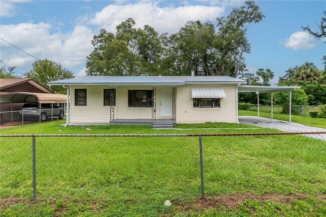 Primary Photo - 2215 NE 16th Ct