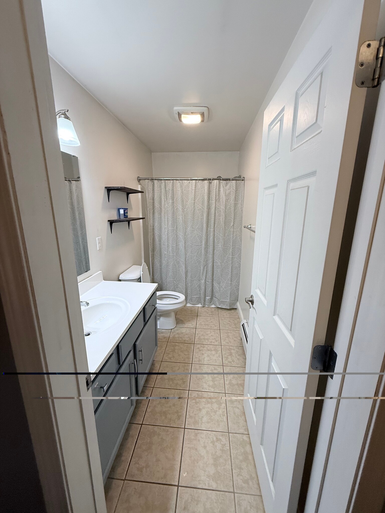 Upstairs Full Bathroom - 7 Pleasant Woods