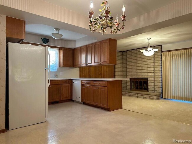 Building Photo - 4211 Gunther Dr