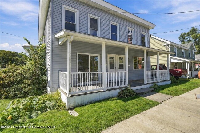 Building Photo - 763 Jackson Ave