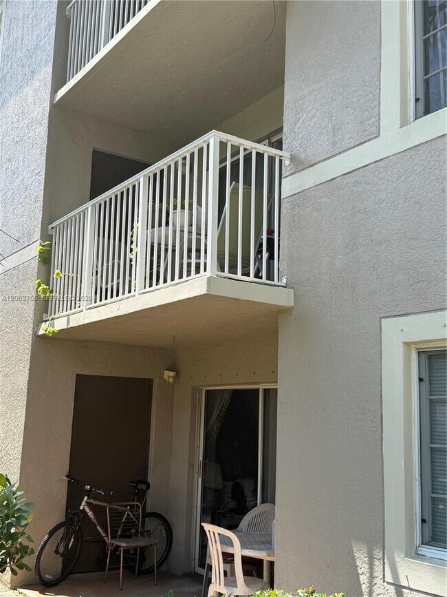 Building Photo - 5045 Wiles Rd
