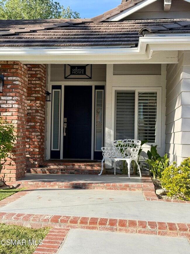 Building Photo - 13389 Vista Levana Dr