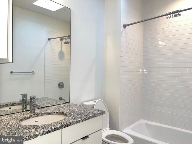 Building Photo - 190 Witherspoon St