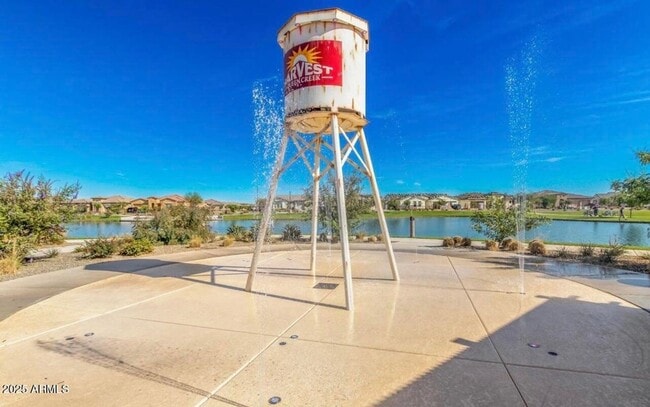 Building Photo - Newer Built 3 Bedroom/2 Bath Single Level Home in Queen Creek! Community Pool, Splash Pad, Lakes ...