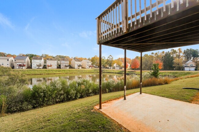 Building Photo - 411 Pondweed Dr