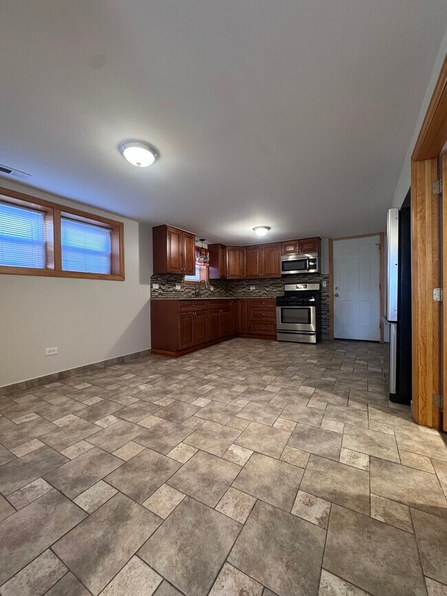 Building Photo - 12255 S McDaniels St