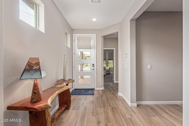 Building Photo - 3261 Maverick Dr