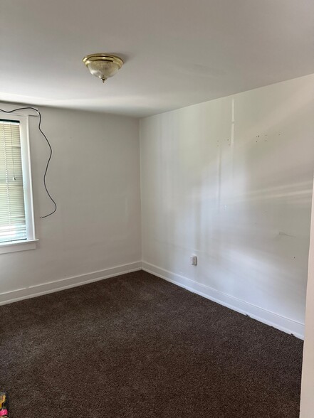 Building Photo - 1218 Rice Ave