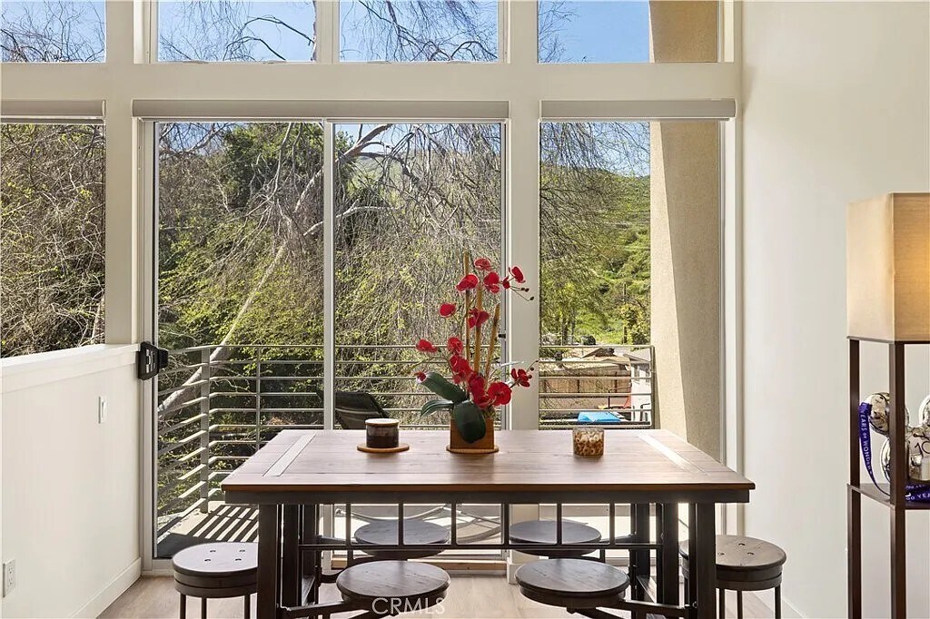 Building Photo - 2745 Laguna Canyon Rd