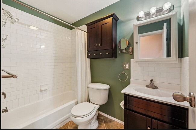 Building Photo - 1516 South St