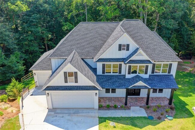 Building Photo - 9135 Fox Trail Ln
