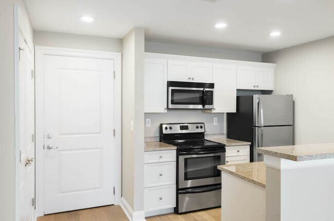 Building Photo - 127 N 4th St