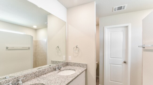 Building Photo - 6620 Hatchery Way