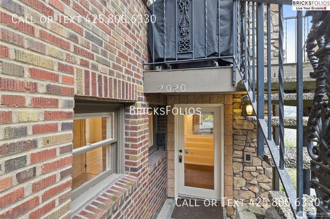 Building Photo - 2022 Taylor Ave N