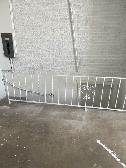 Building Photo - 473 S 380 W