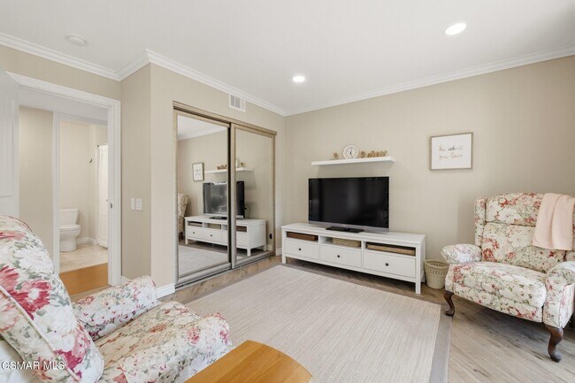 Building Photo - 4501 Regents Ct