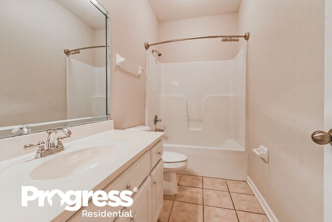 Building Photo - 4871 Stone Park Blvd