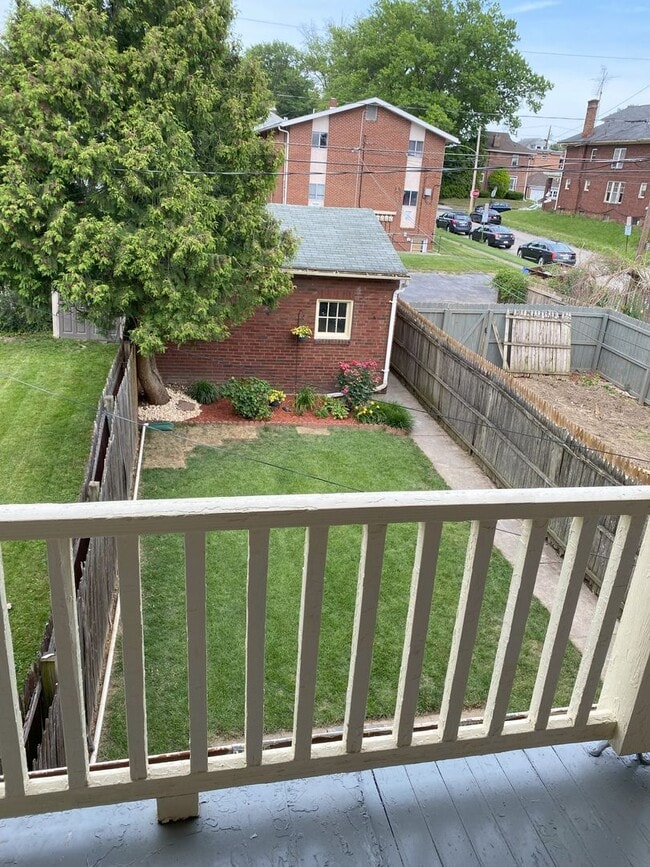 Building Photo - Charming Brick Single Family Home