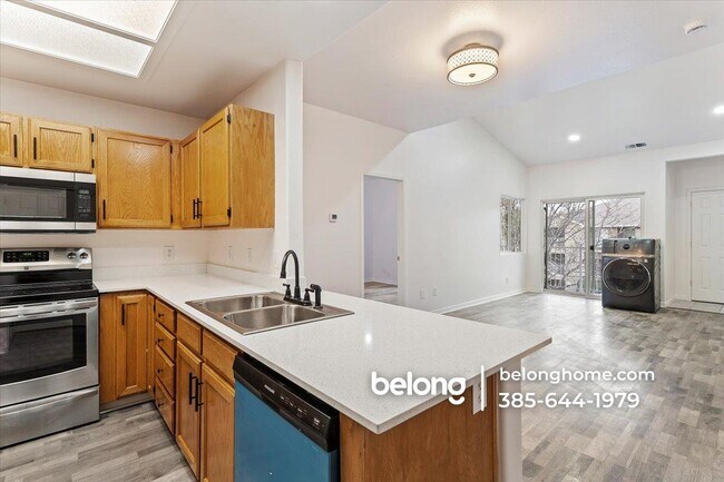 Building Photo - 3827 S Big River Wy