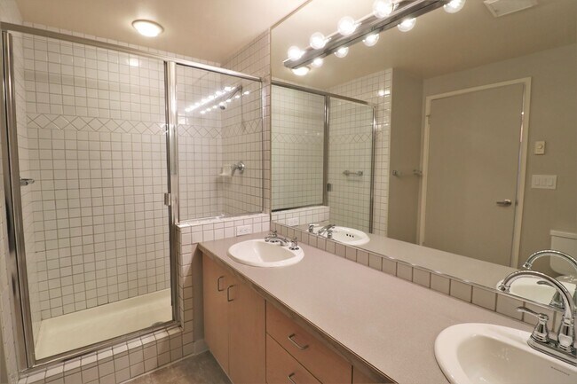 Building Photo - 4557 45th Ave SW